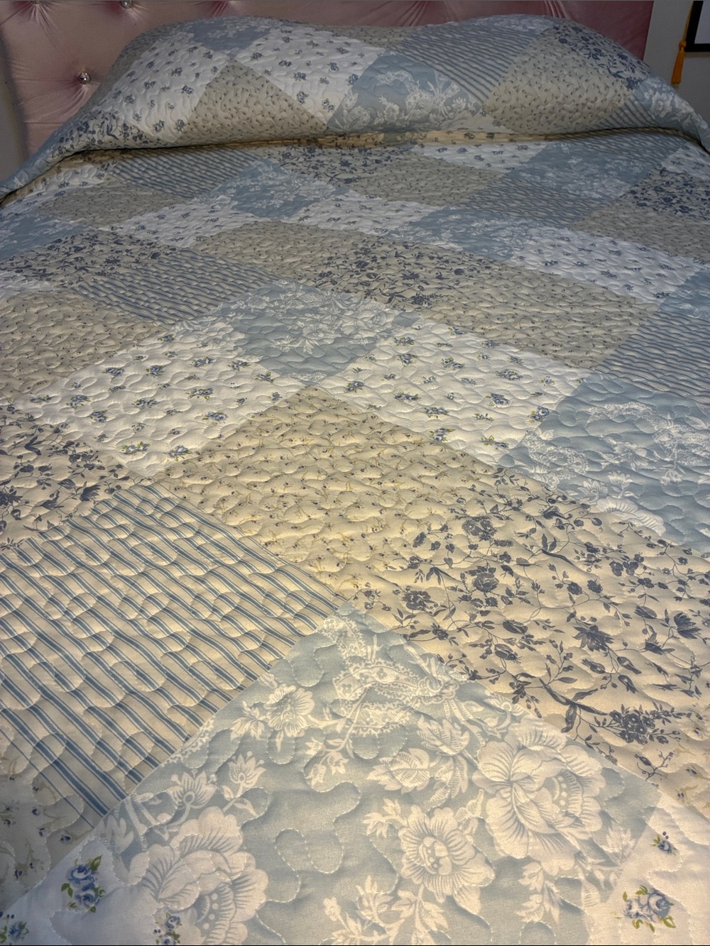 Classic Patchwork Quilted Bedspread in Soft Blue and Cream - Picture 4 of 13